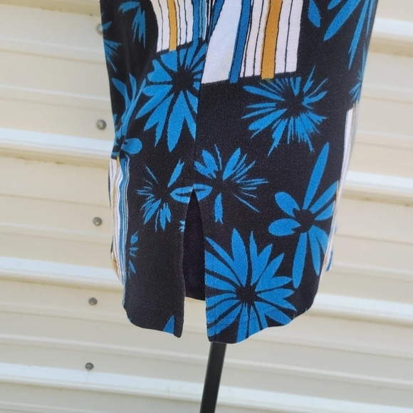 FASHQUE Women's sz M Black Blue Rhinestone Embellished Basic Cotton Top 3/4 Slv - Picture 6 of 10